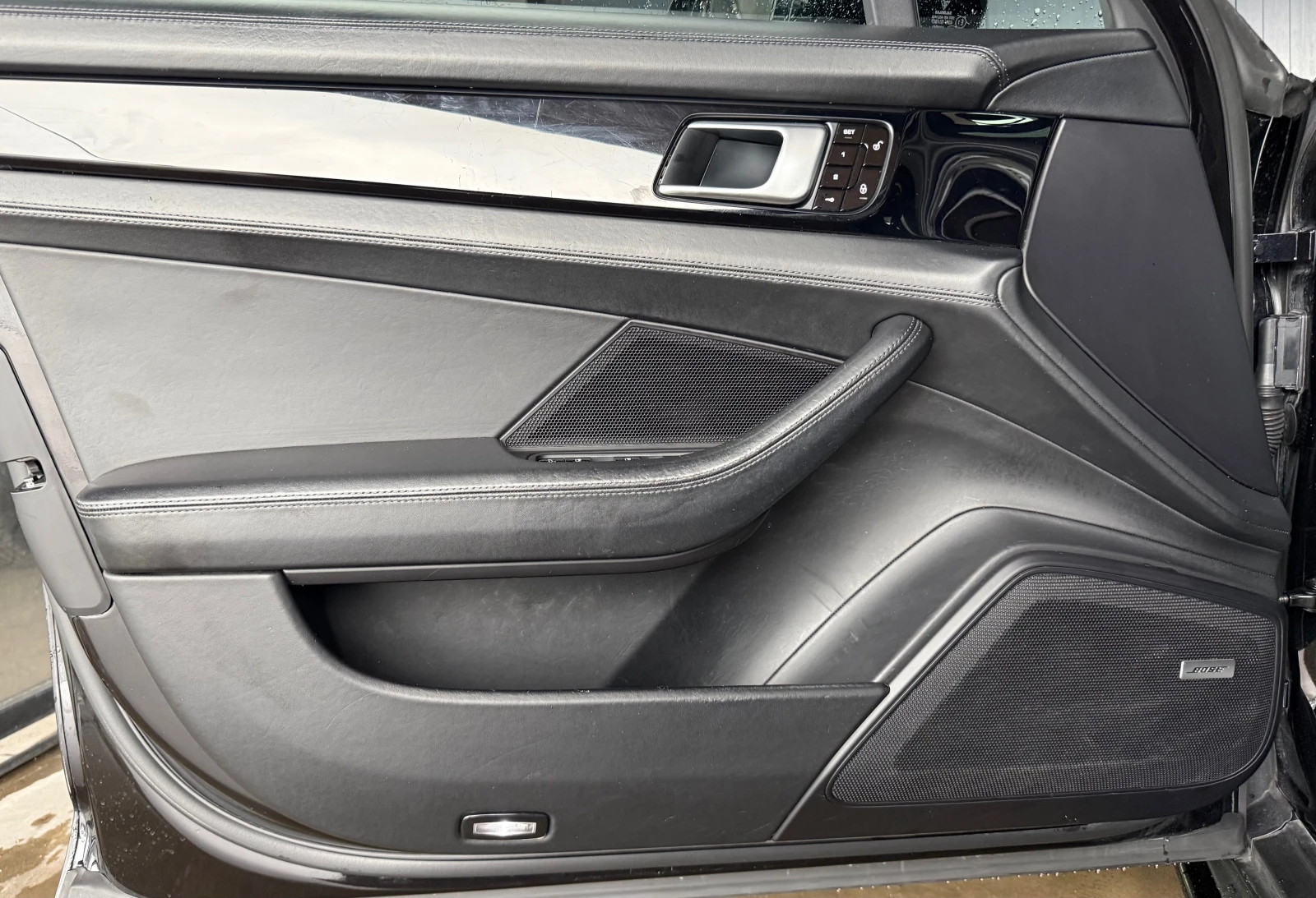 Porsche Panamera 4S* MAX FULL, снимка 9 - Автомобили и джипове - 54661003