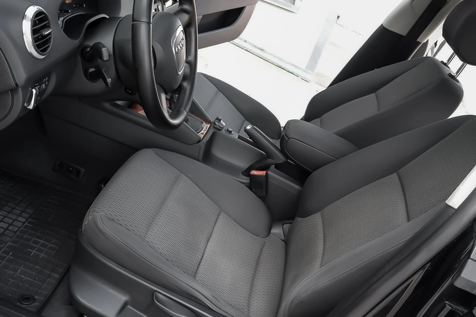 Audi A3 2.0 TDI FACE PANORAMA | Mobile.bg � ����������� 13