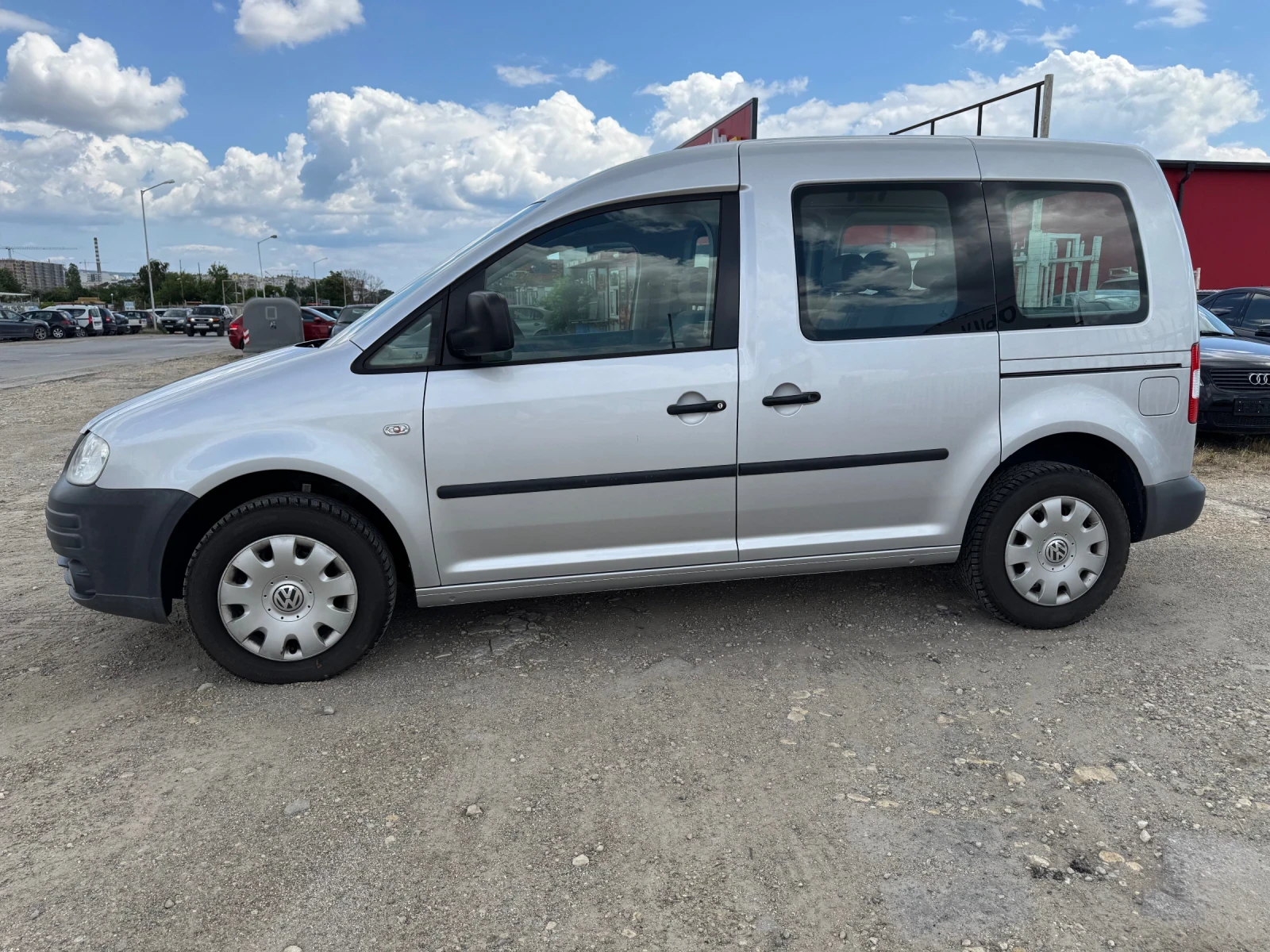 VW Caddy 1.9 TDI LIFE, снимка 3 - Автомобили и джипове - 55392991