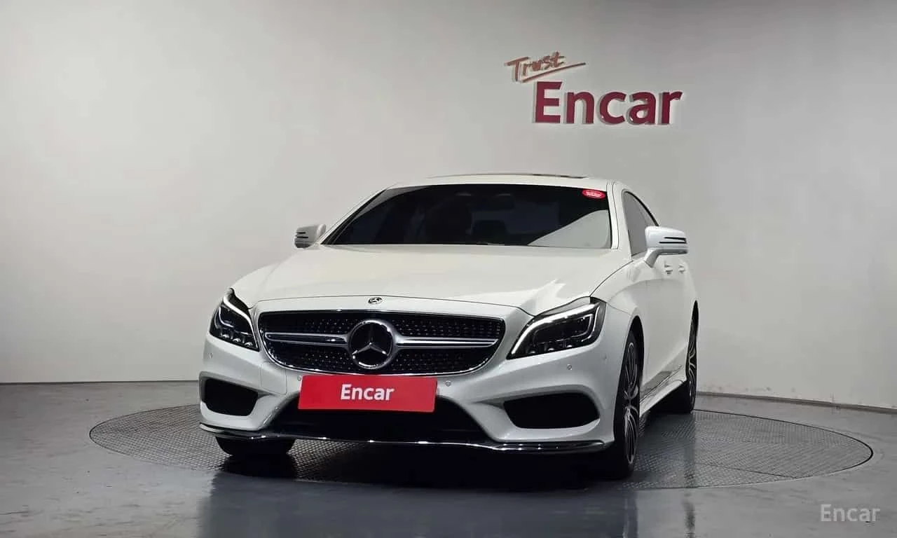 Mercedes-Benz CLS 250 d 4MATIC AMG Line * 360 * ДВА КЛЮЧА, снимка 3 - Автомобили и джипове - 55559304