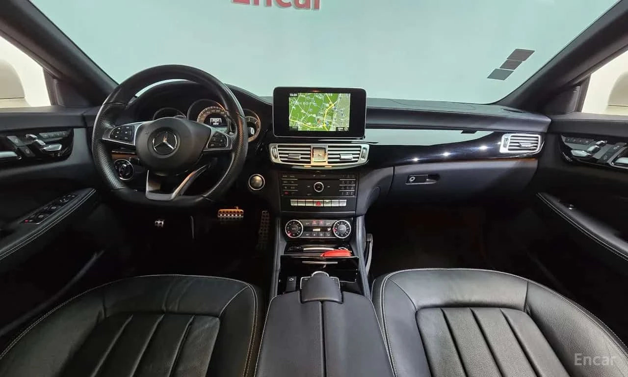 Mercedes-Benz CLS 250 d 4MATIC AMG Line * 360 * ДВА КЛЮЧА, снимка 7 - Автомобили и джипове - 55559304