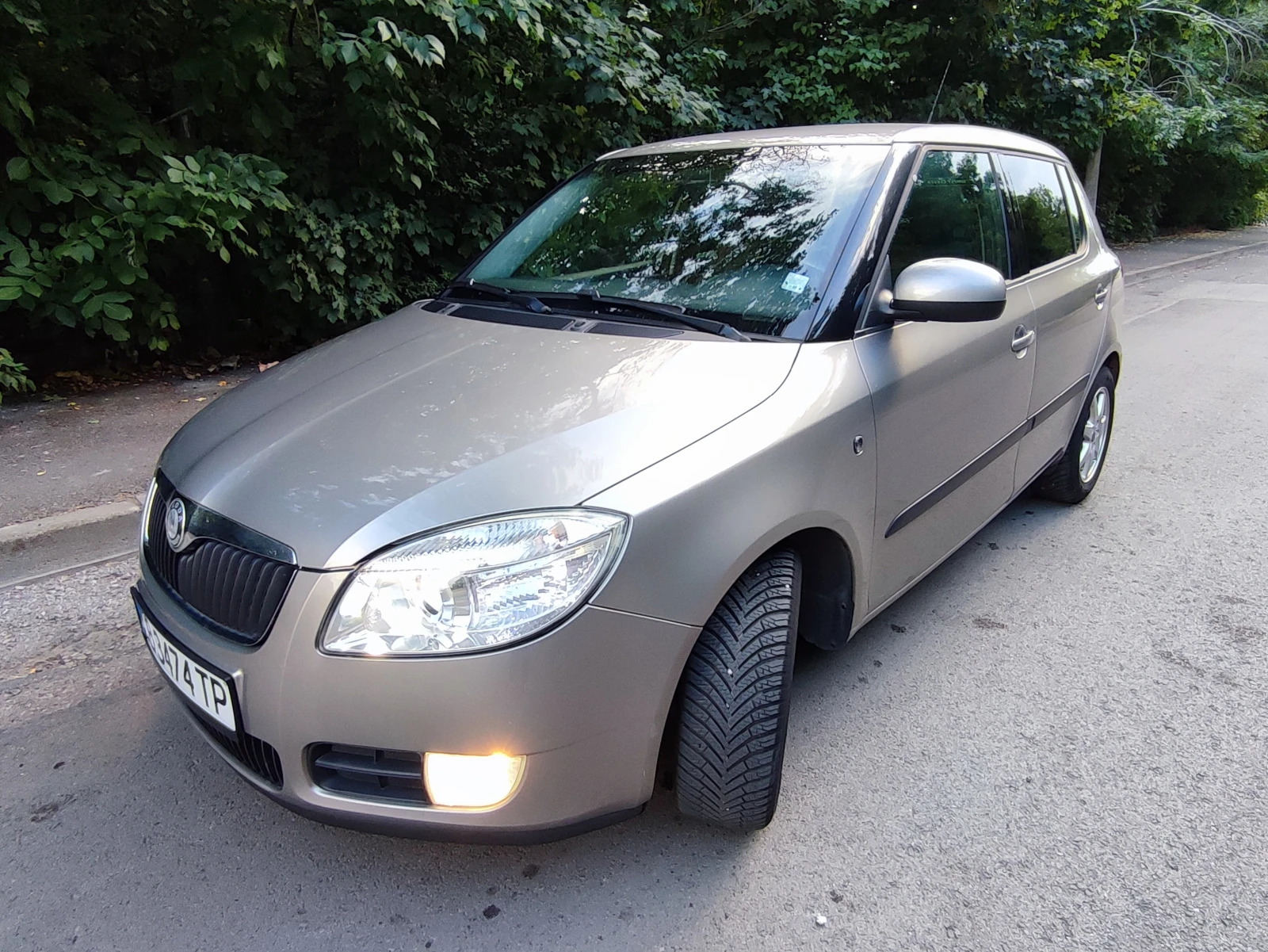 Skoda Fabia 1.6i, снимка 6 - Автомобили и джипове - 55608062