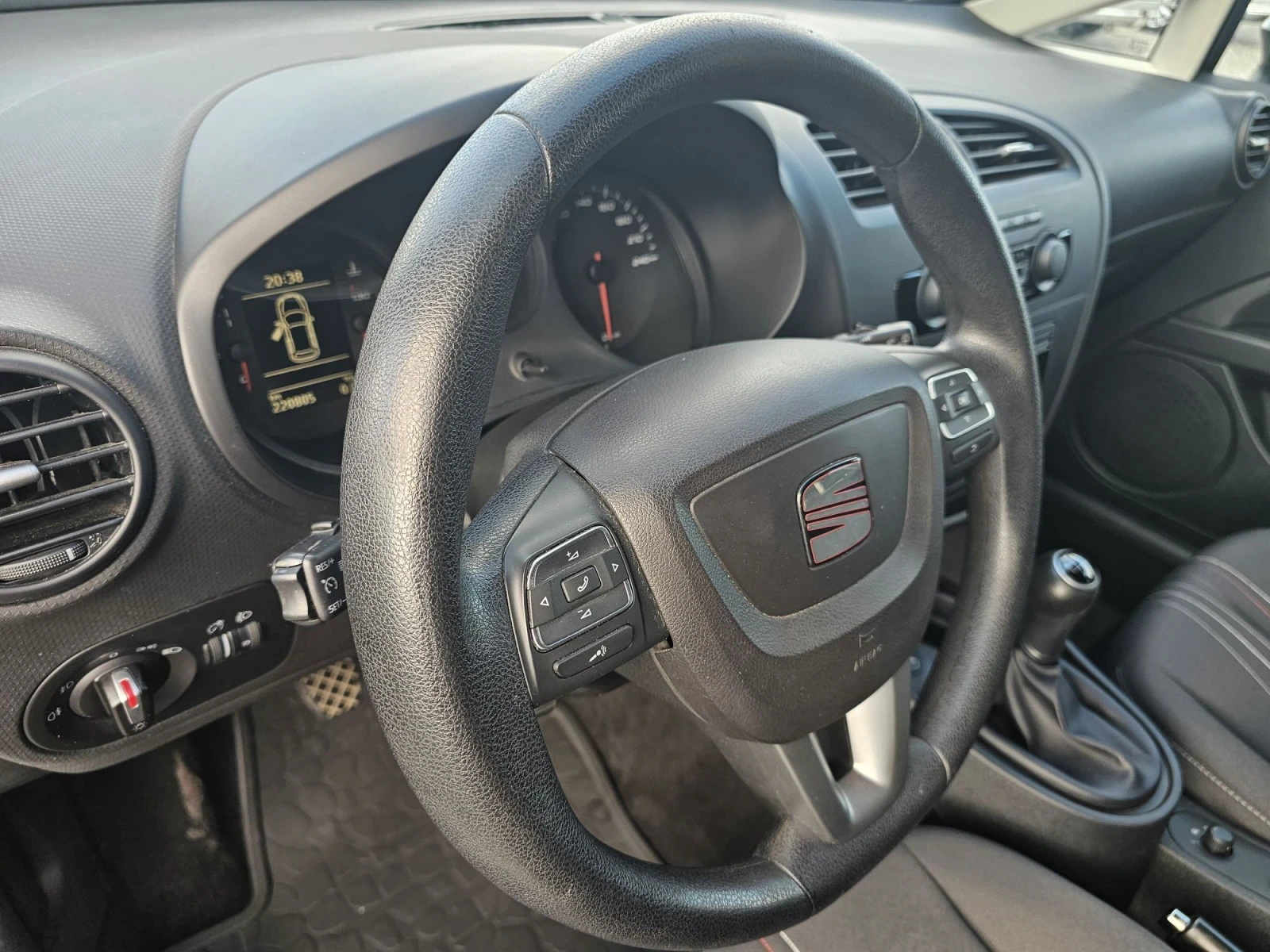 Seat Leon 1.6TDI FASE_LIFT | Mobile.bg � ����������� 15