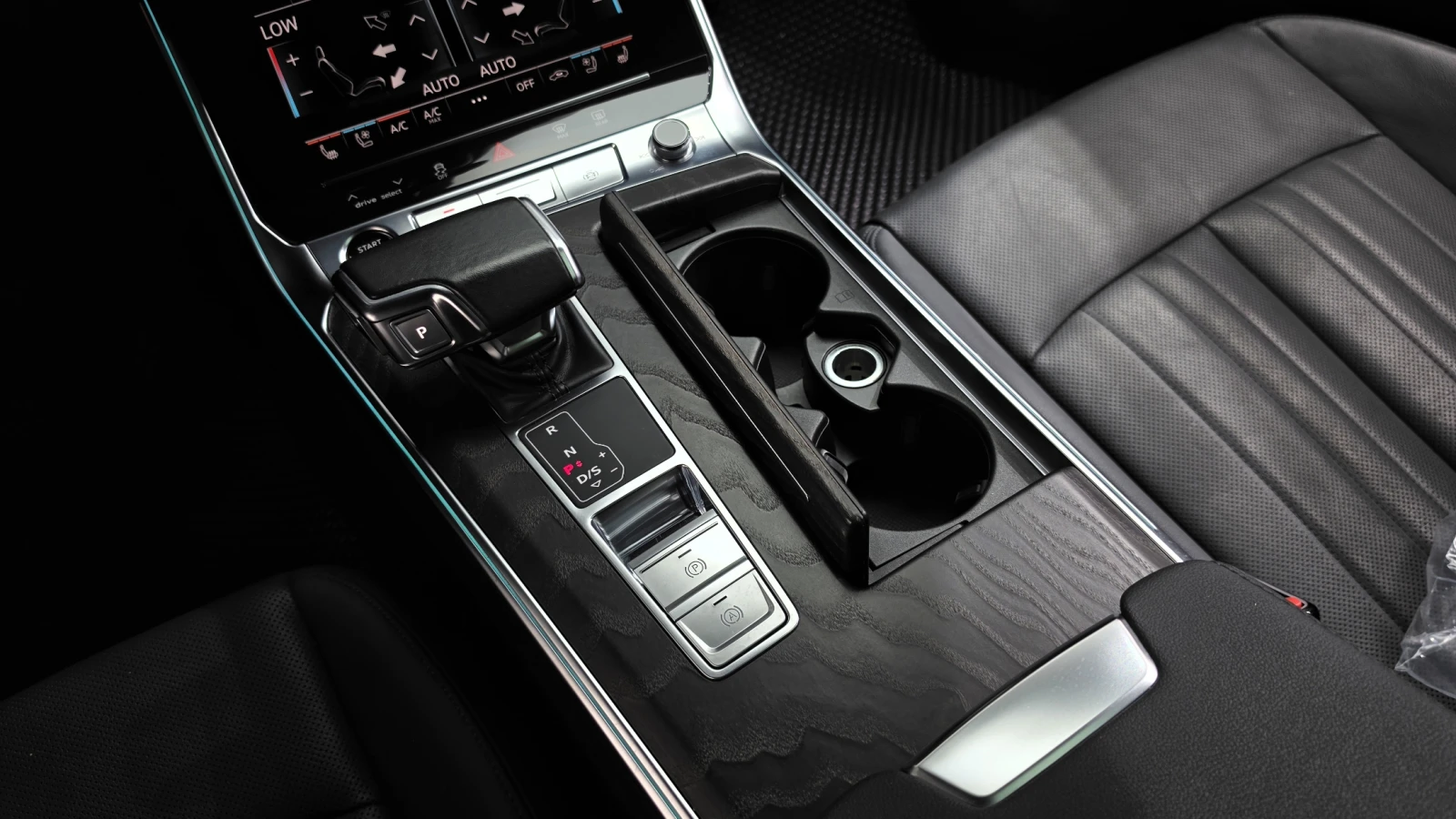 Audi A6 45 TFSI quattro* BLIND SPOT* HUD* 360* КРАЙНА ЦЕНА, снимка 9 - Автомобили и джипове - 55983994