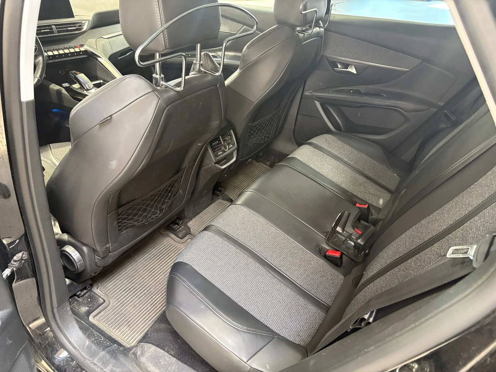 Peugeot 3008 PureTech 130 | EAT6 | Allure, снимка 10 - Автомобили и джипове - 56130672