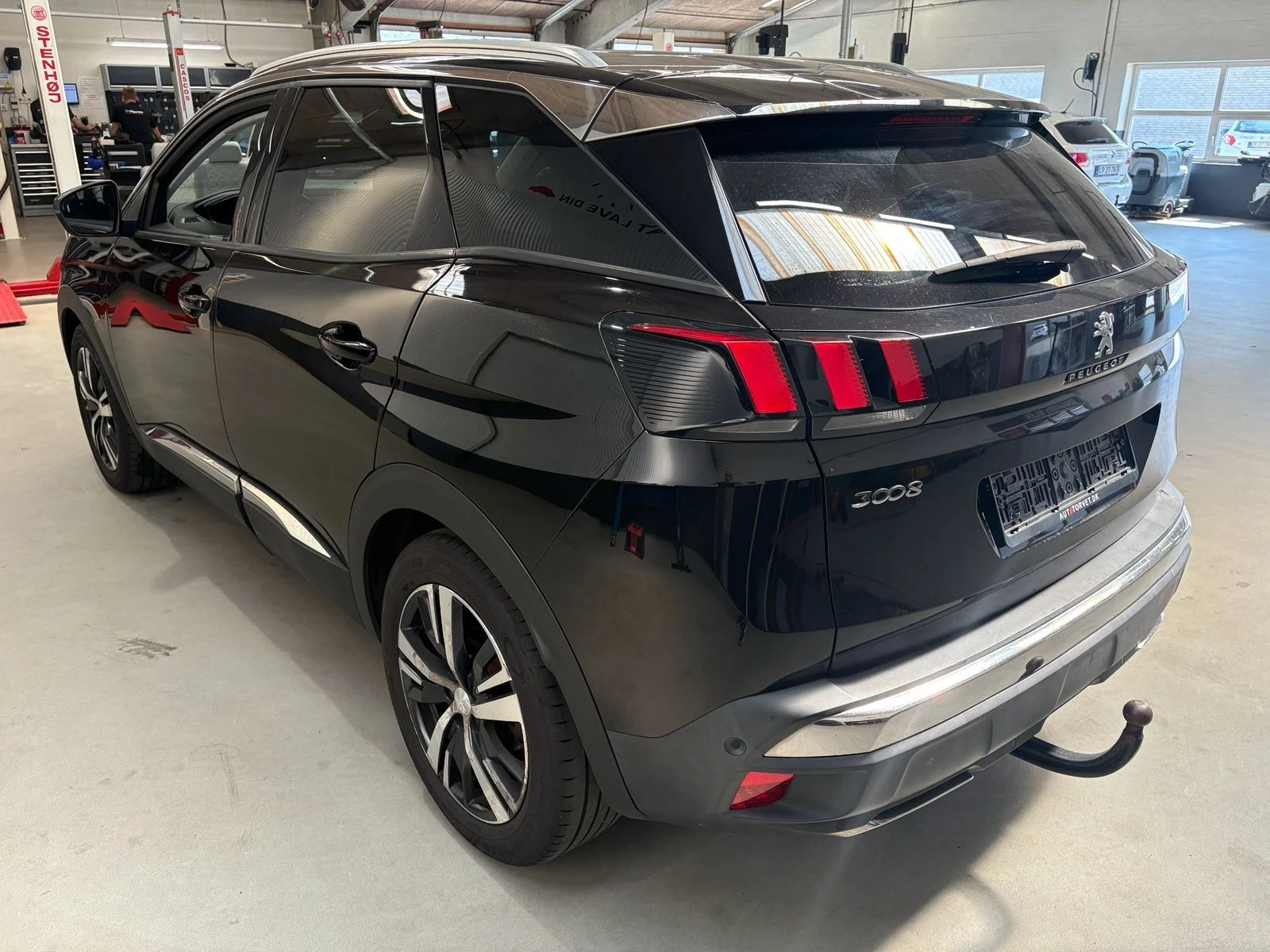 Peugeot 3008 PureTech 130 | EAT6 | Allure, снимка 4 - Автомобили и джипове - 56130672