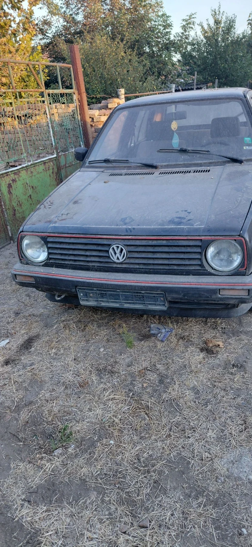 VW Golf 1.6 i