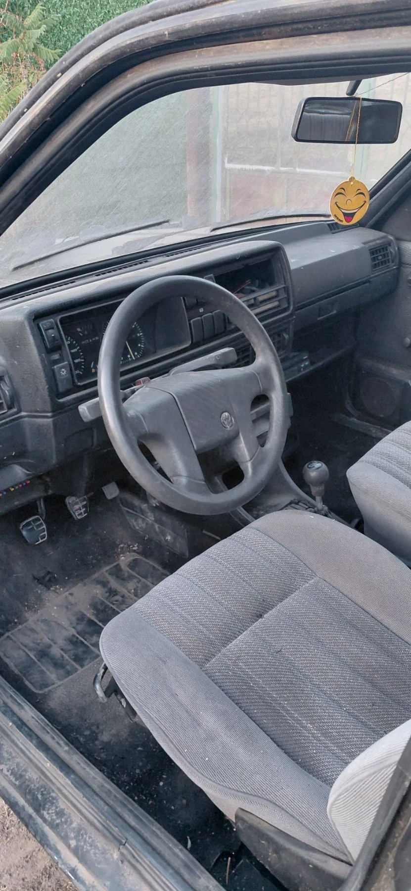 VW Golf 1.6 i, снимка 9 - Автомобили и джипове - 56363973