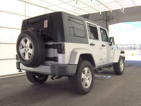     Jeep Wrangler SAHARA*  * 