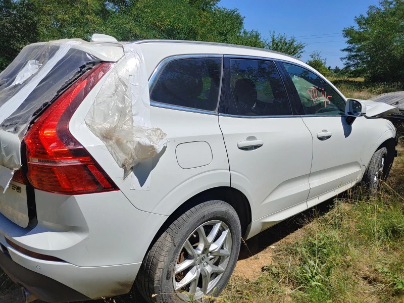 Volvo XC60 2.0 Т5, снимка 7 - Автомобили и джипове - 46936378