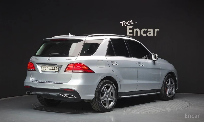 Mercedes-Benz GLE 350, снимка 2 - Автомобили и джипове - 53066014