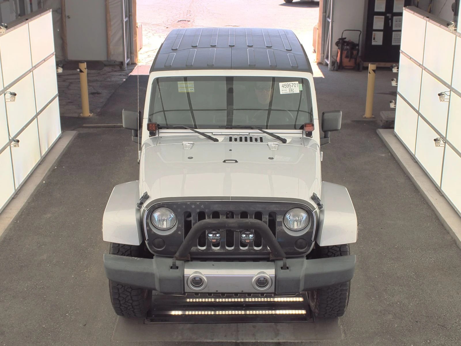 Jeep Wrangler SAHARA* ДЪЛГА БАЗА* РЪЧКА - изображение 2