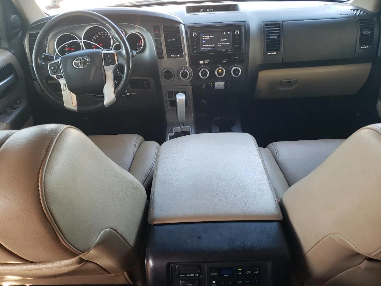 Toyota Sequoia LIMITED* 5.7* V8* ПОДГРЕВ* КОЖА - изображение 8