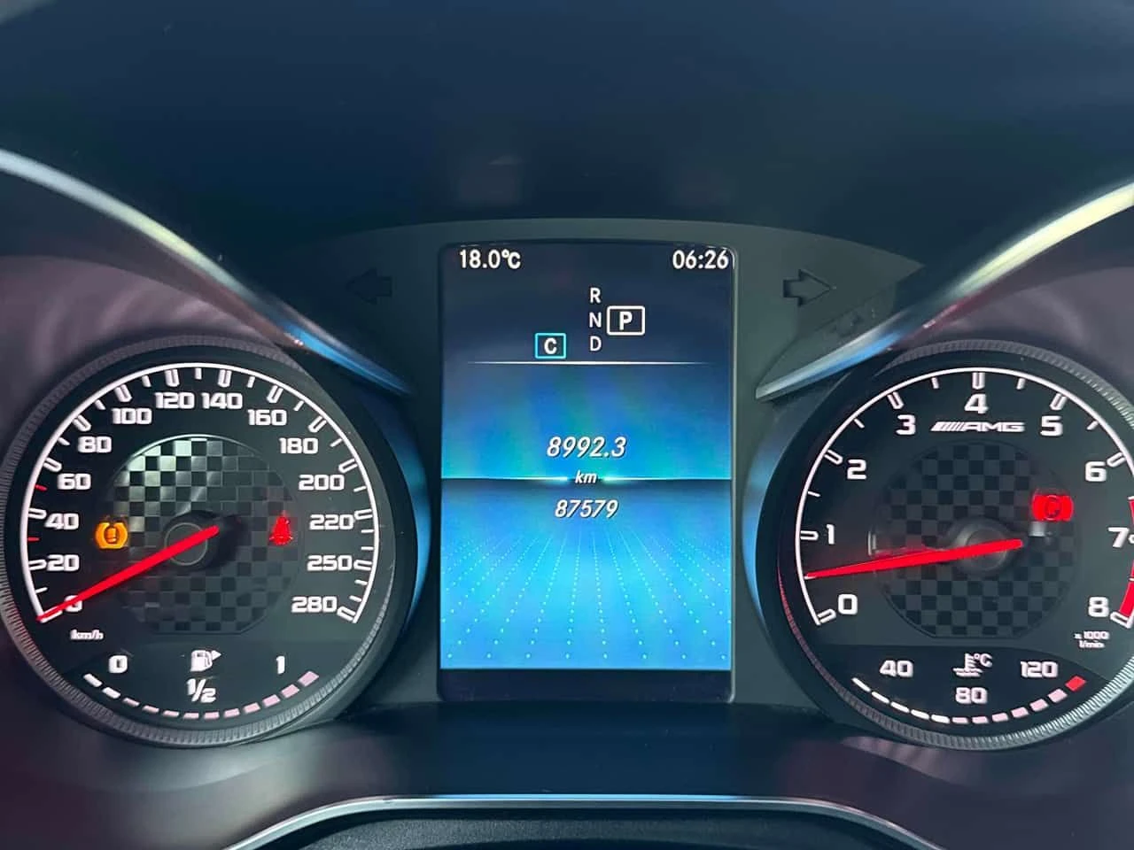 Mercedes-Benz GLC 43 AMG CARFAX/PANO/360/DIS/BURMESTER, снимка 9 - Автомобили и джипове - 53819586