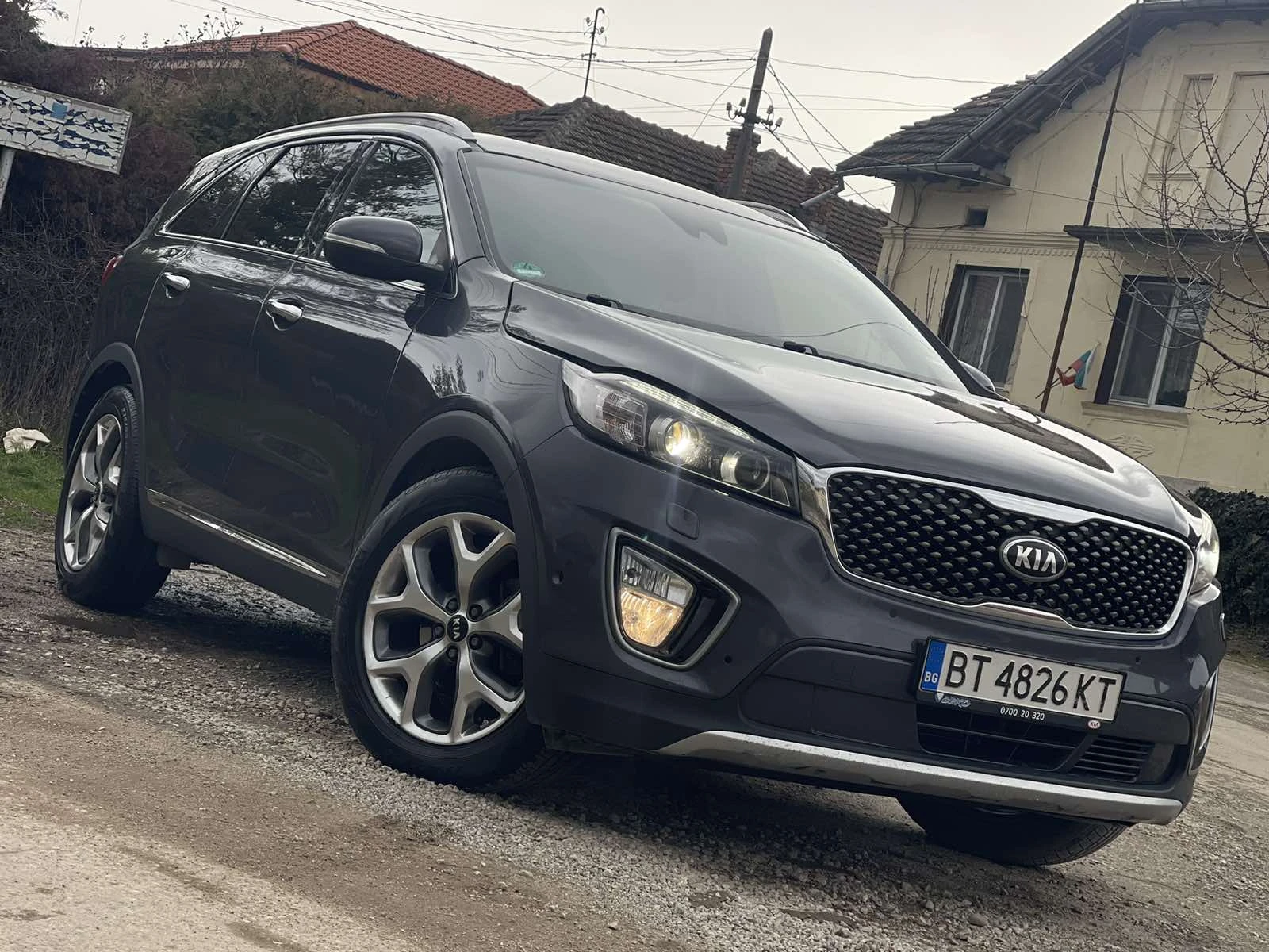 Kia Sorento 4X4 2.2CRDI PLATINUM, снимка 3 - Автомобили и джипове - 54086931