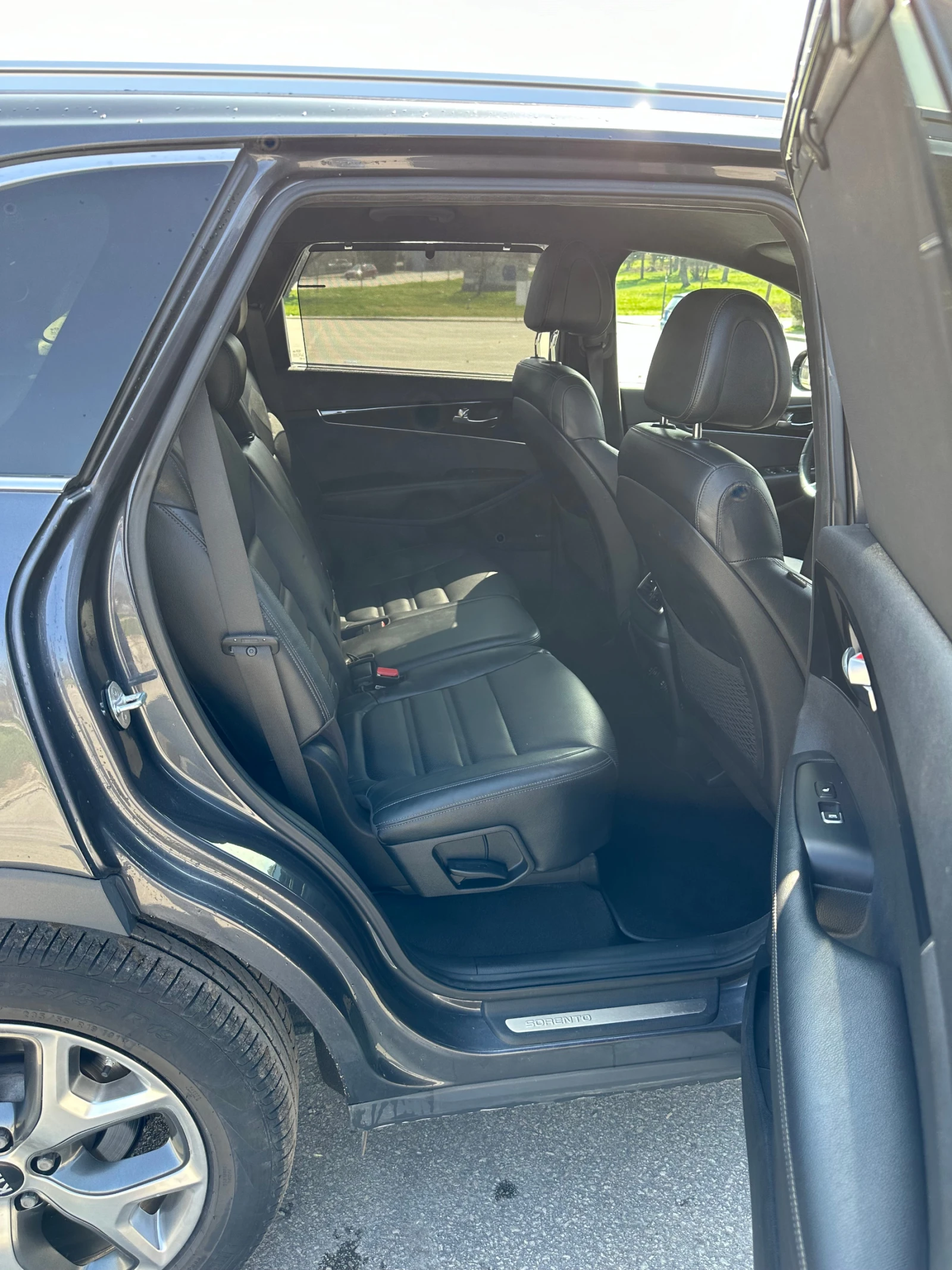 Kia Sorento 4X4 2.2CRDI PLATINUM, снимка 7 - Автомобили и джипове - 54086931