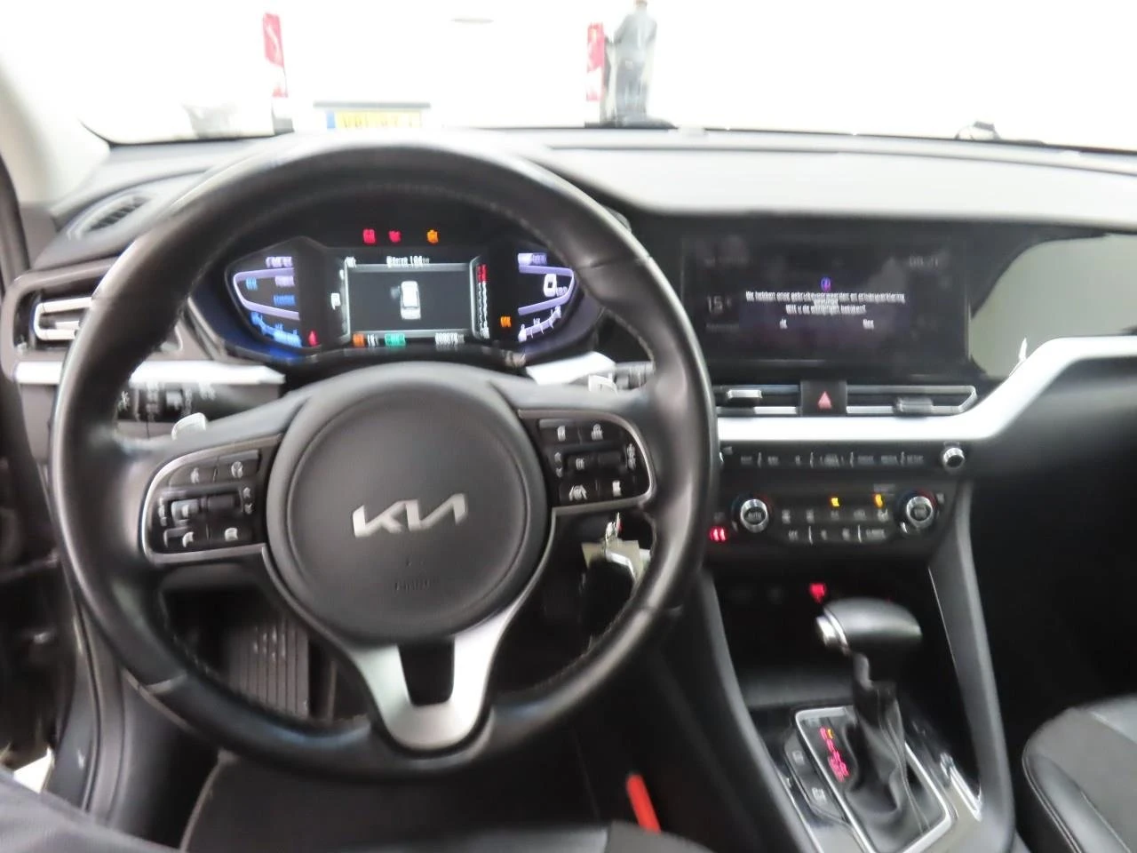 Kia Niro GDI DynamicLine, снимка 8 - Автомобили и джипове - 54468095