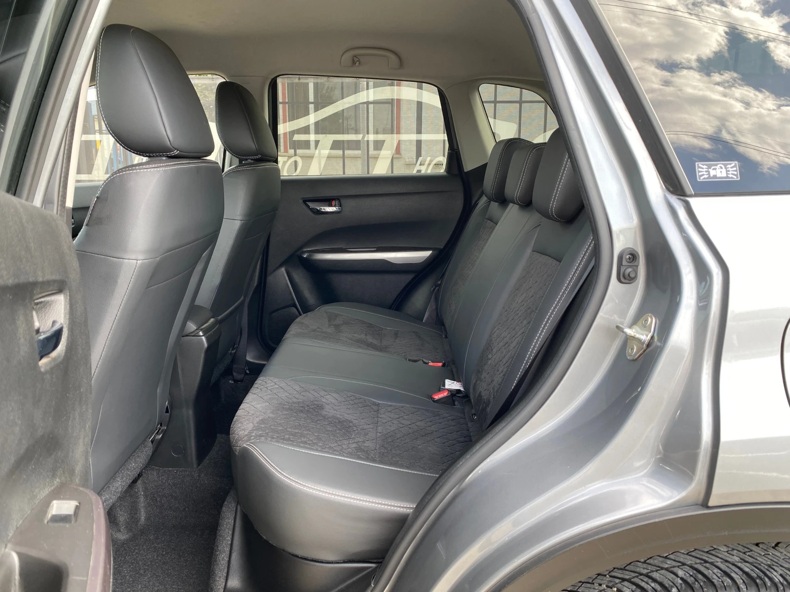 Suzuki Vitara 1.4S* LPG* AllGrip* Key GO* Full* , снимка 15 - Автомобили и джипове - 54510911