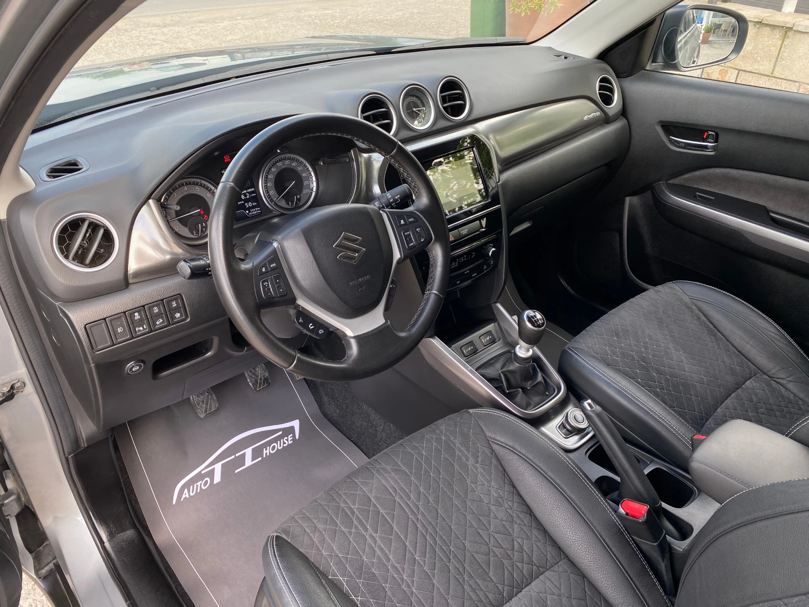 Suzuki Vitara 1.4S* LPG* AllGrip* Key GO* Full* , снимка 8 - Автомобили и джипове - 54510911