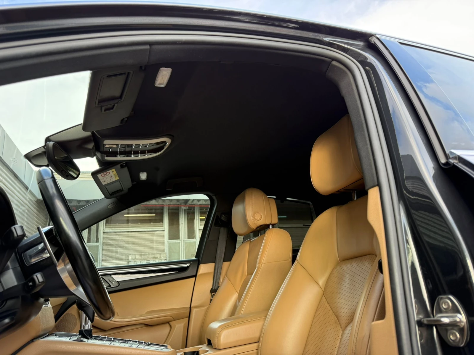Porsche Macan S/4х4/NAVI/MATRIX/BOSE/Full service! 100 хил.км.!, снимка 15 - Автомобили и джипове - 54579577