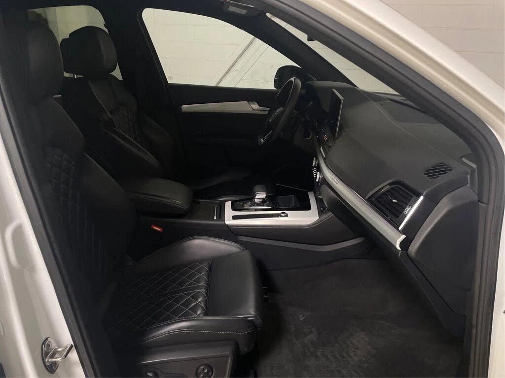 Audi SQ5 MATRIX* BANG* OLUFSEN* ДИСТРОНИК* LANE* ASSIST* 36, снимка 14 - Автомобили и джипове - 55302549
