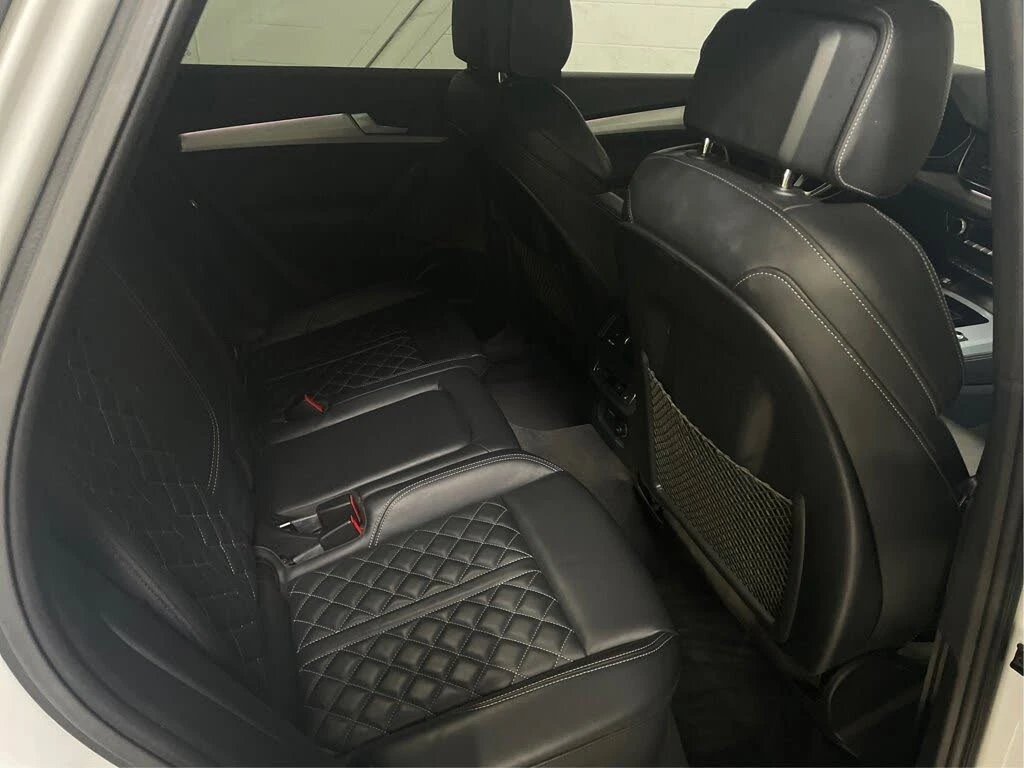 Audi SQ5 MATRIX* BANG* OLUFSEN* ДИСТРОНИК* LANE* ASSIST* 36, снимка 15 - Автомобили и джипове - 55302549