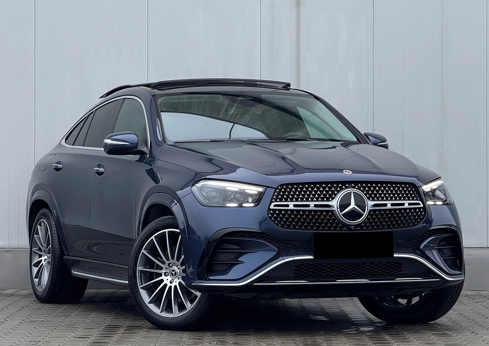 Mercedes-Benz GLE 300 d 4Matic AMG-Line, снимка 3 - Автомобили и джипове - 55388744