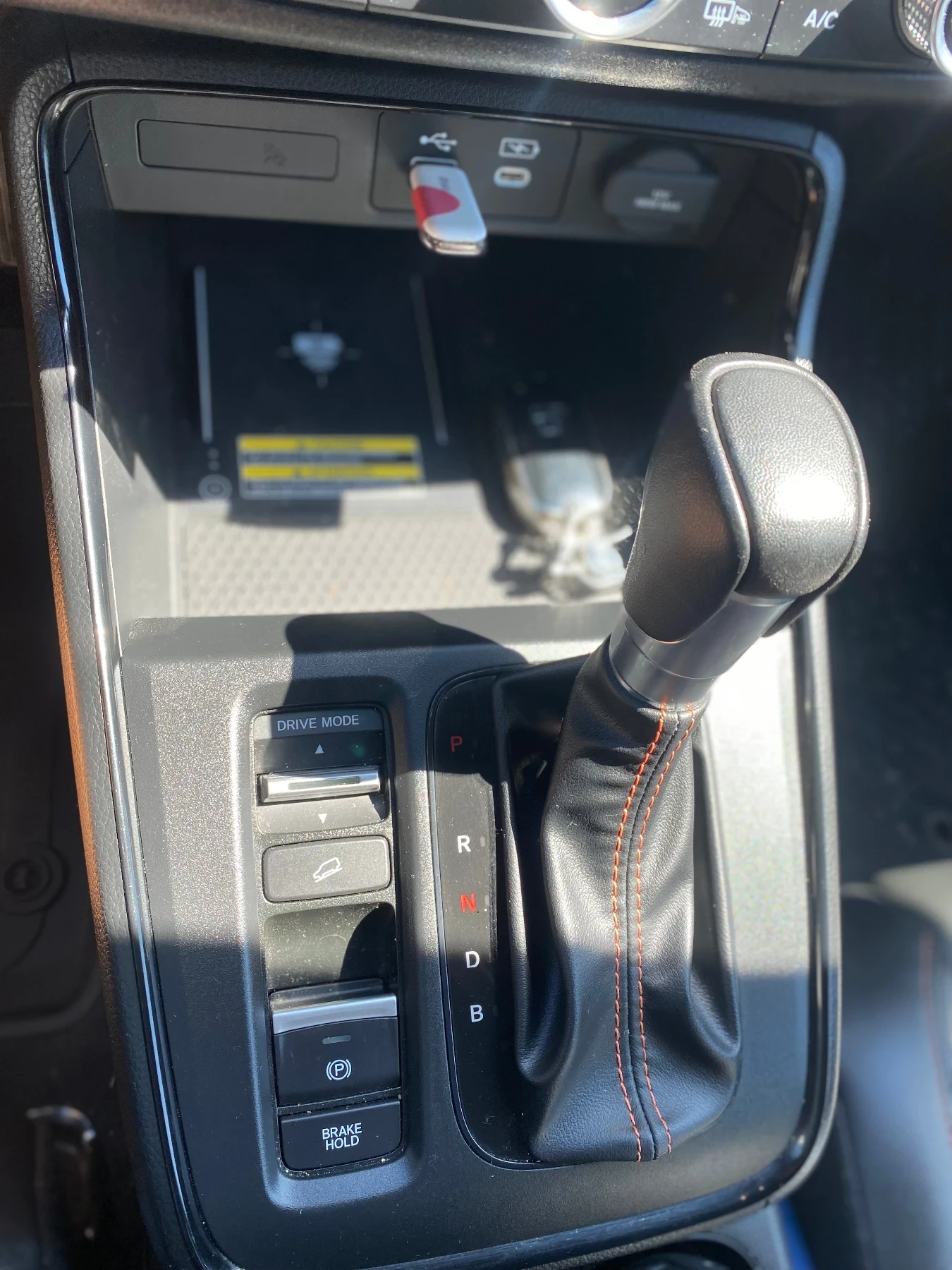 Honda Cr-v Cr-v 2.0i, снимка 12 - Автомобили и джипове - 55899858