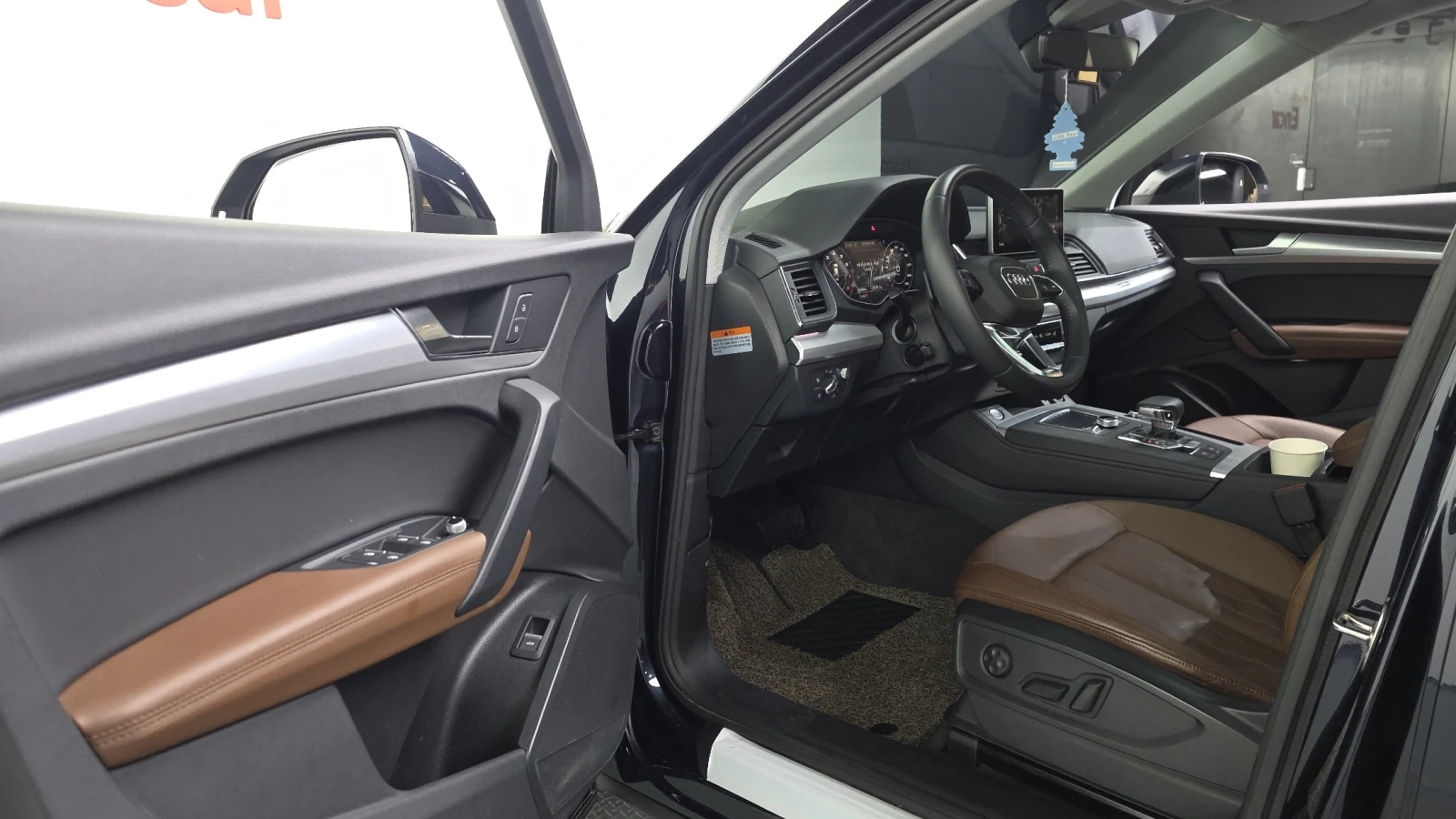 Audi Q5 45 TFSI quattro* HUD* ПОДГРЕВ ВОЛАН* КРАЙНА ЦЕНА, снимка 10 - Автомобили и джипове - 56133724