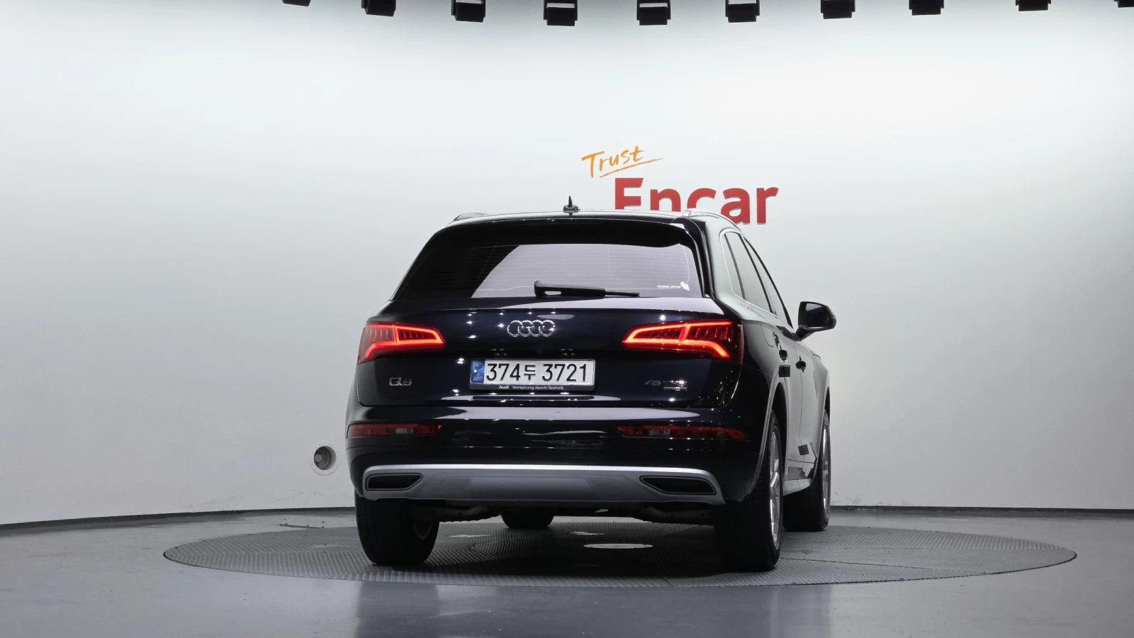 Audi Q5 45 TFSI quattro* HUD* ПОДГРЕВ ВОЛАН* КРАЙНА ЦЕНА, снимка 4 - Автомобили и джипове - 56133724