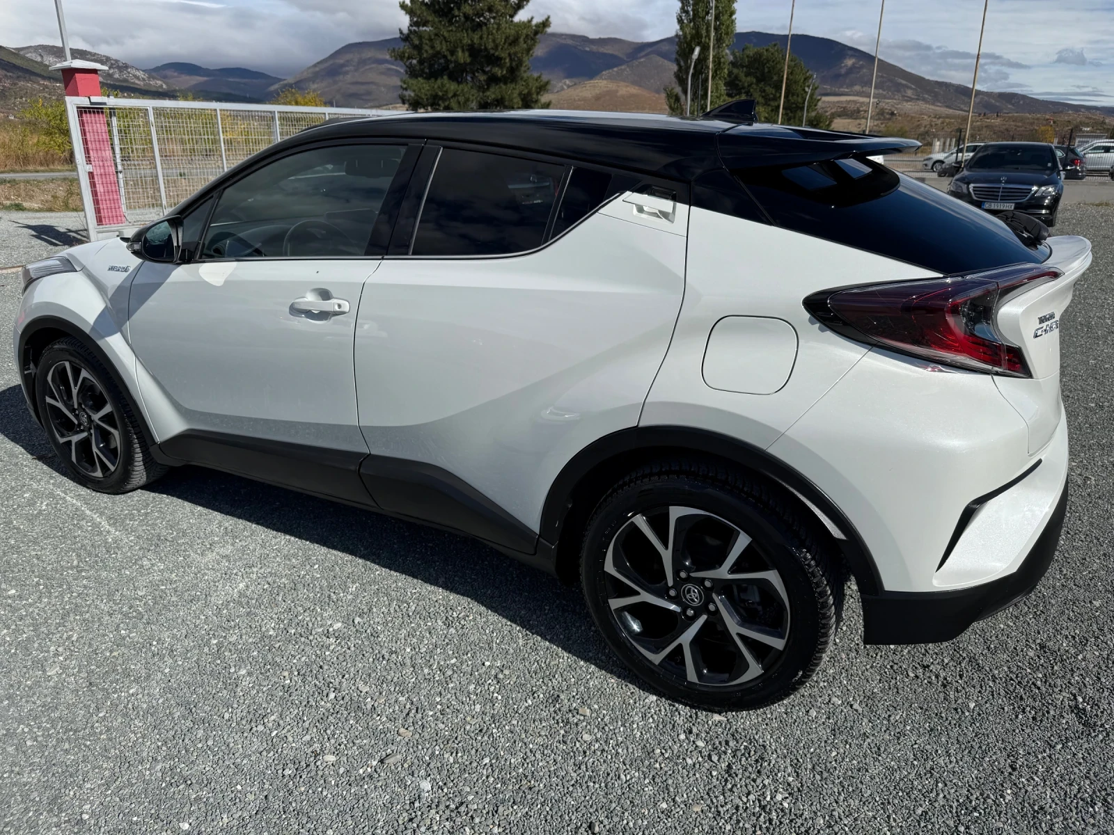 Toyota C-HR (KATO ����)^(������) | Mobile.bg � ����������� 9