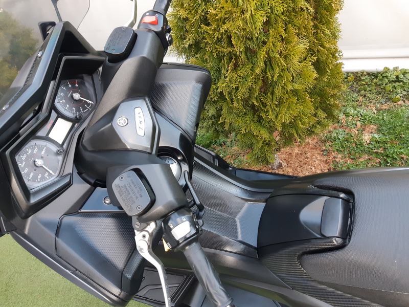 Yamaha T-max 530i abs led, снимка 12 - Мотоциклети и мототехника - 45991984