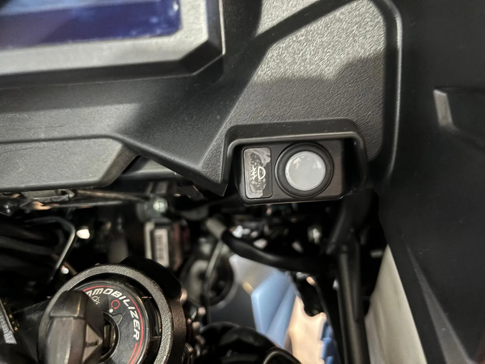 Kawasaki Versys 1000 SE Full - изображение 9