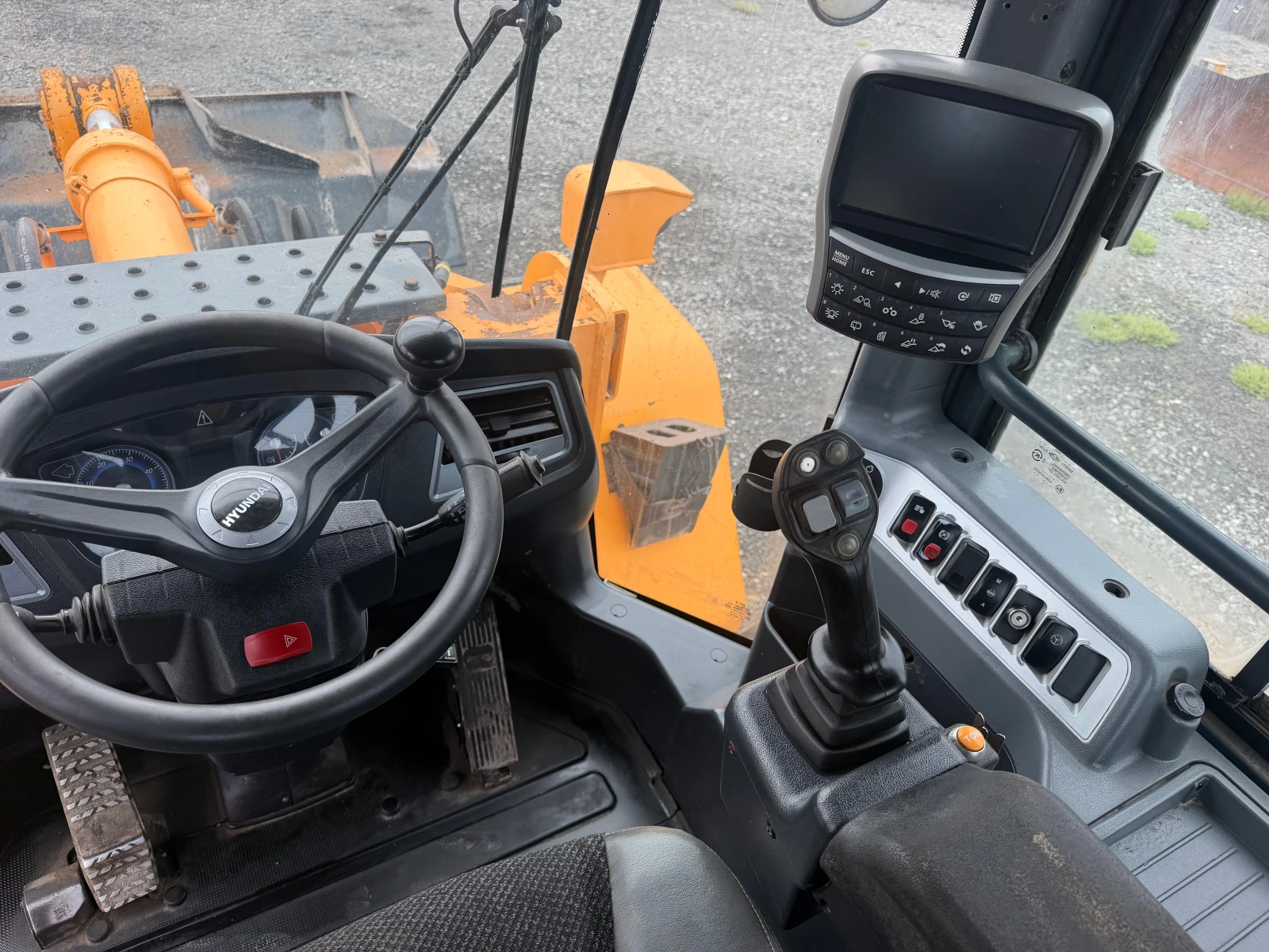 Челен товарач Hyundai HL 970 ЛИЗИНГ , снимка 15 - Индустриална техника - 56680656