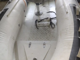 Надуваема лодка Zander Alu Rib 360, снимка 5 - Воден транспорт - 53435099