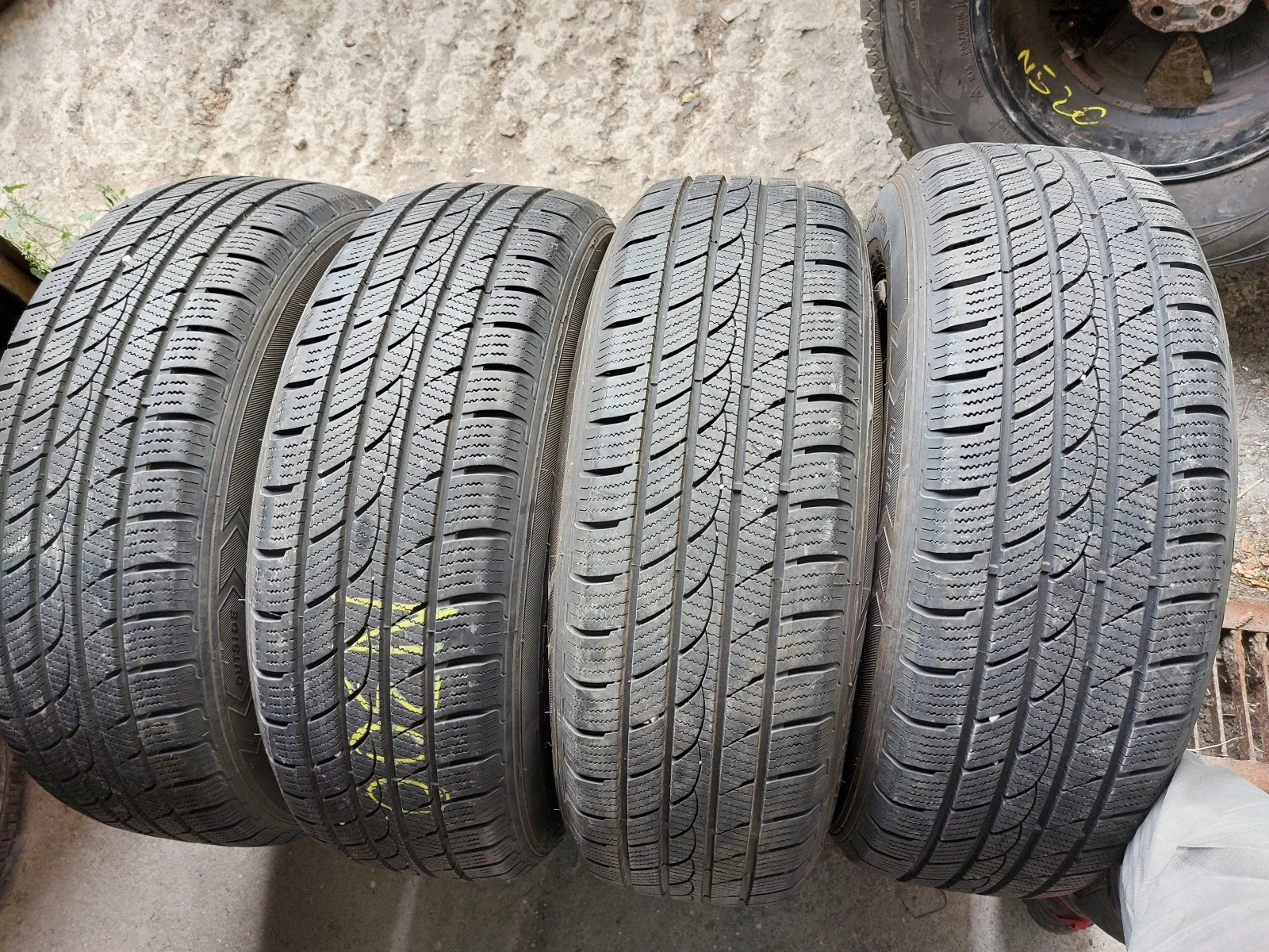  235/65R17 | Mobile.bg   1
