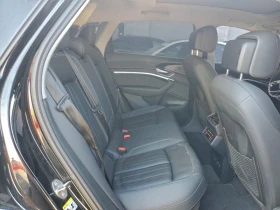 Audi E-Tron Premium Quattro, снимка 10