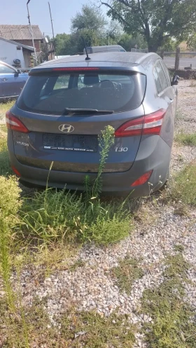 Hyundai I30 1.6 дизел цяла за части, снимка 4