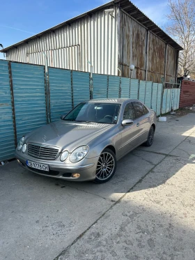 Mercedes-Benz E 270 CDI, снимка 2 - Автомобили и джипове - 53682062