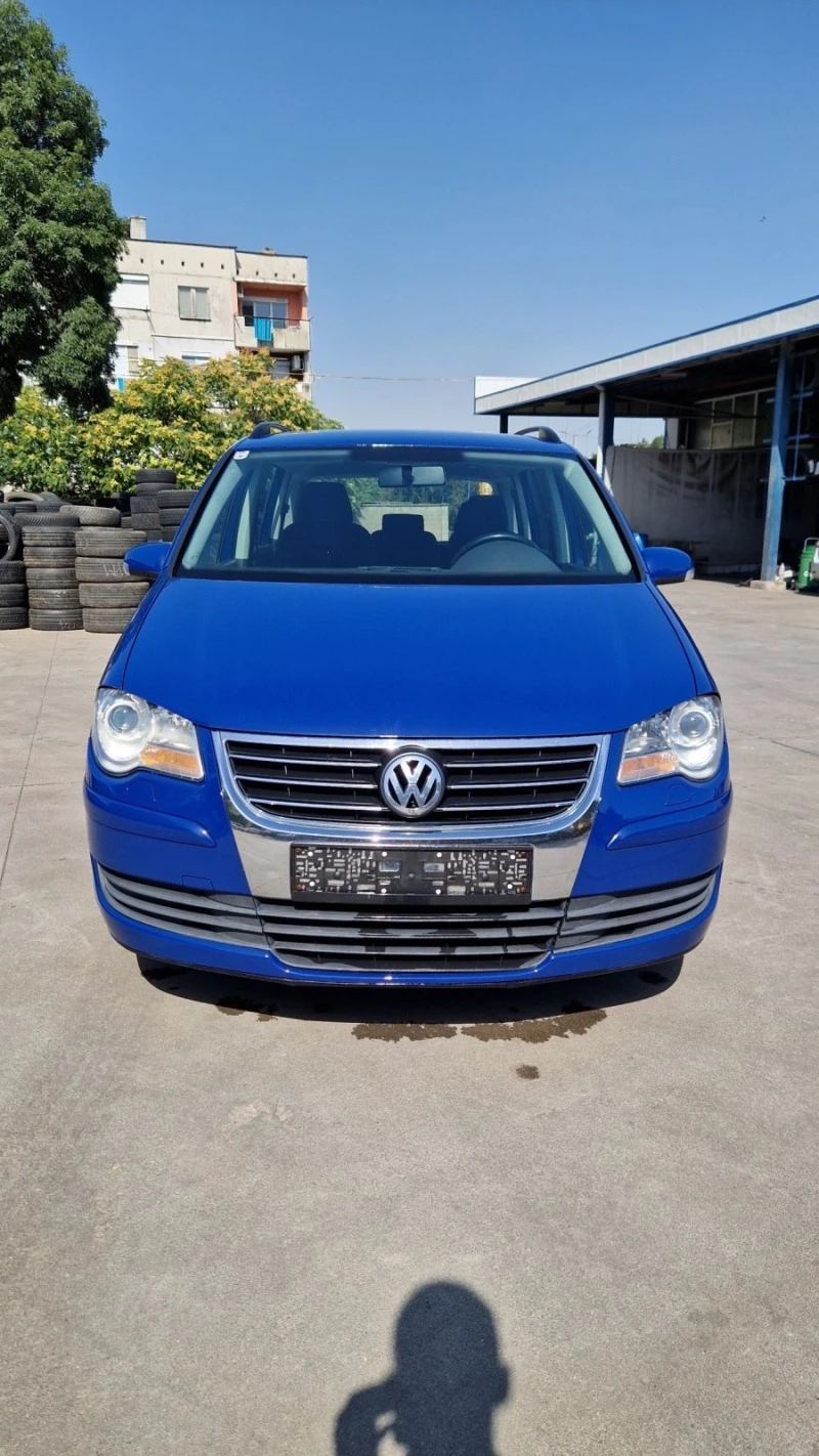 VW Touran 1.9 TDI, снимка 2 - Автомобили и джипове - 46431189