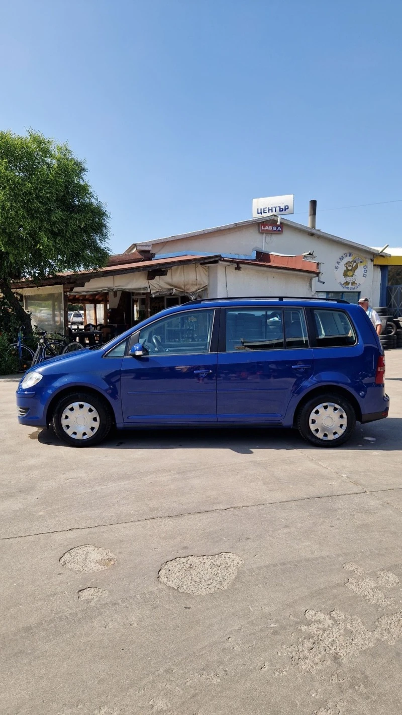 VW Touran 1.9 TDI, снимка 4 - Автомобили и джипове - 46431189