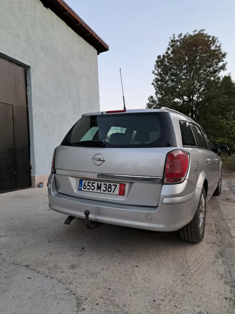 Opel Astra 1.8I, снимка 5 - Автомобили и джипове - 48323122