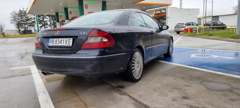 Mercedes-Benz CLK 220 CDI Facelift, снимка 4 - Автомобили и джипове - 47974101