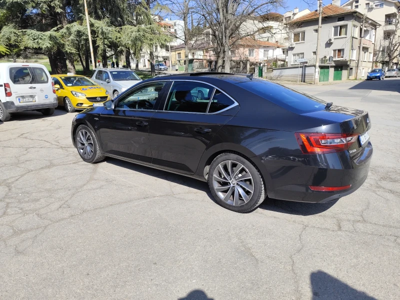 Skoda Superb 190к.с Laurin & Klement, снимка 5 - Автомобили и джипове - 51599012