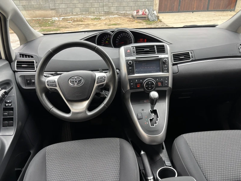 Toyota Verso 1.8i AVTOMAT FACE SWISS, снимка 10 - Автомобили и джипове - 52052809