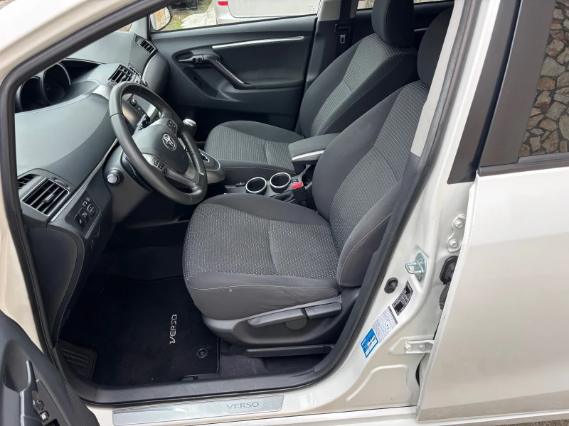 Toyota Verso 1.8i AVTOMAT FACE SWISS, снимка 7 - Автомобили и джипове - 52052809