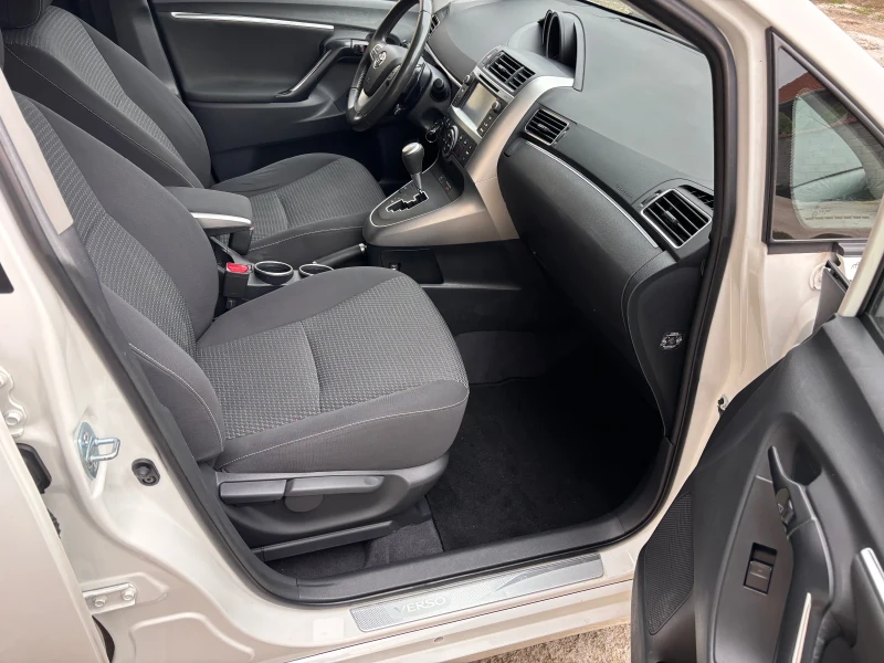 Toyota Verso 1.8i AVTOMAT FACE SWISS, снимка 8 - Автомобили и джипове - 52052809