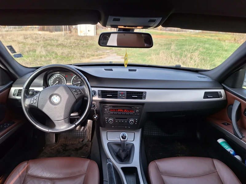 BMW 318, снимка 7 - Автомобили и джипове - 52431597