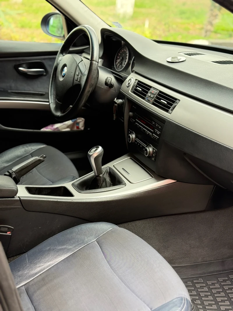 BMW 320, снимка 8 - Автомобили и джипове - 52479201