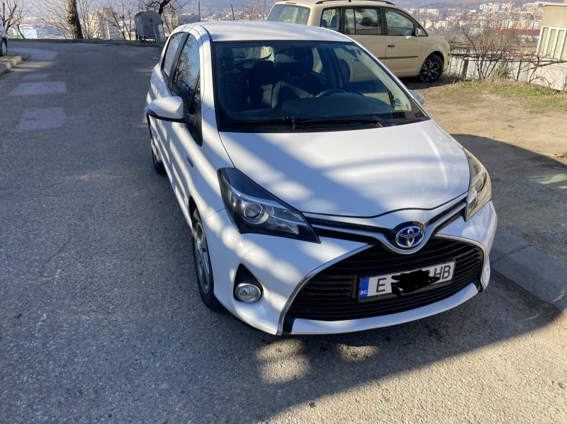 Toyota Yaris, снимка 5 - Автомобили и джипове - 52663666